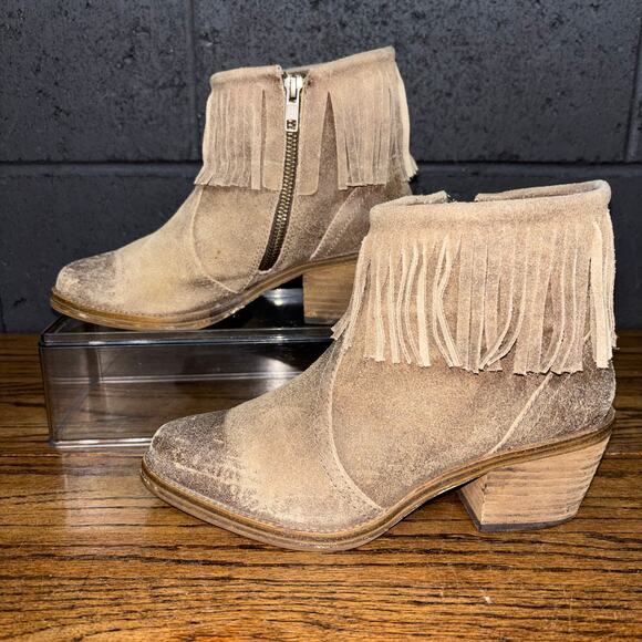 Steve Madden Women’s 8.5 Taupe Suede Western Fringe Ankle Boots - Picture 2 of 8